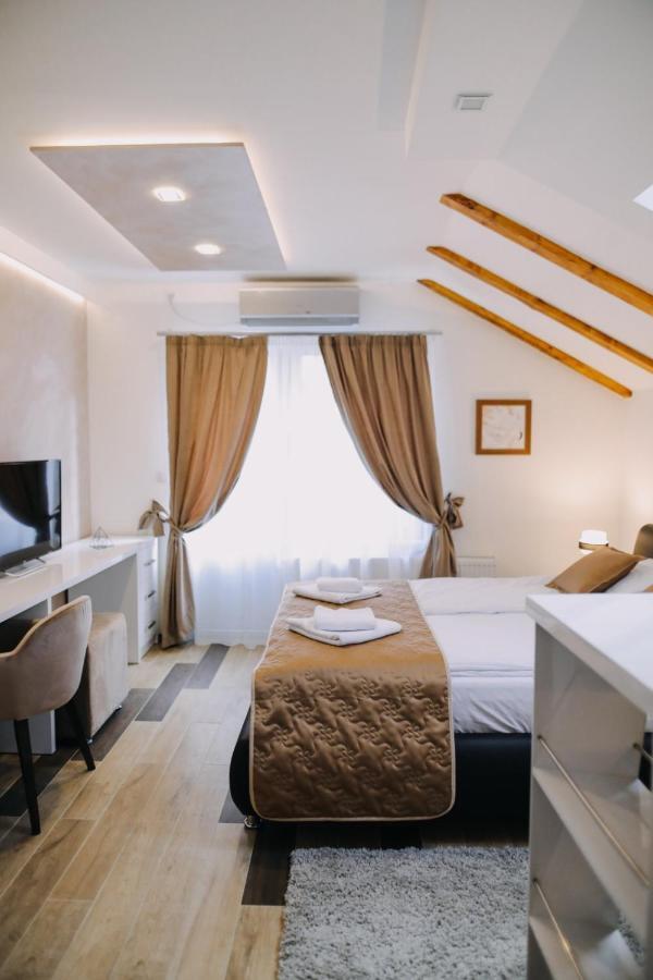 Prima Lux Apartments & StudioNi エクステリア 写真
