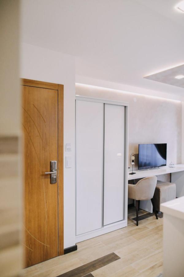 Prima Lux Apartments & StudioNi エクステリア 写真